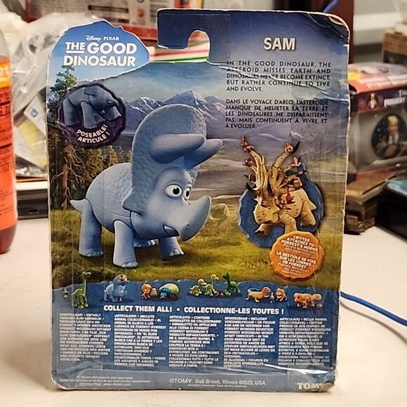 Disney The Good Dinosaur SAM the Triceratops Action Figure Toy by TOMY New - Picture 5 of 5